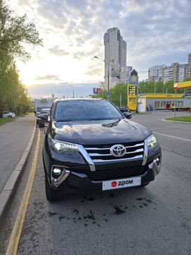 SUV   Toyota Fortuner 2019 , 3100000 , 