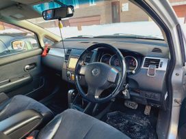  Nissan Tiida 2004 , 500000 , 
