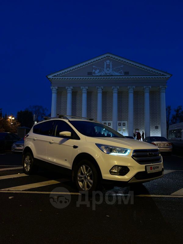 SUV   Ford Kuga 2018 , 1700000 , -