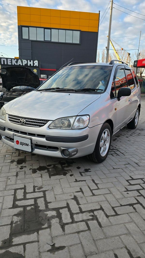    Toyota Corolla Spacio 1997 , 415555 , -