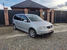    Volkswagen Touran 2005 , 600000 , 
