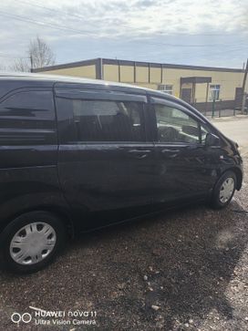    Honda Freed Spike 2011 , 1138000 , 