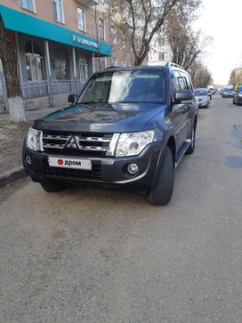 SUV   Mitsubishi Pajero 2012 , 2500000 , 