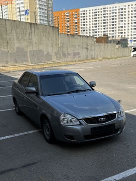    2008 , 330000 , 