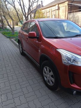 SUV   Citroen C4 Aircross 2012 , 900000 , --