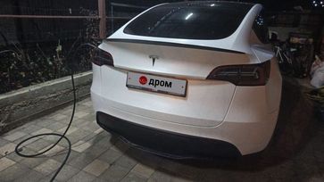SUV   Tesla Model Y 2023 , 7000000 , 