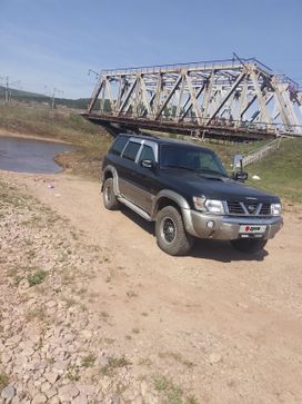 SUV   Nissan Patrol 2000 , 900000 , -