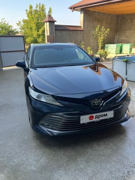 Седан Toyota Camry 2018 года, 2400000 рублей, Грозный