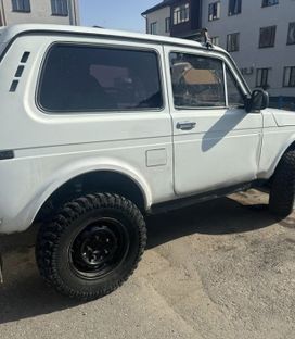  3   4x4 2121  1998 , 200000 , 