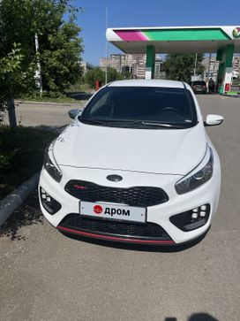  3  Kia ProCeed 2015 , 1390000 , 