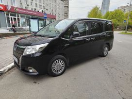    Toyota Esquire 2015 , 2150000 , 
