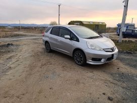  Honda Fit Shuttle 2011 , 750000 , 