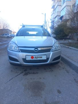 Универсал Opel Astra 2008 года, 545000 рублей, Симферополь