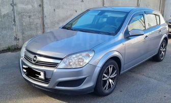  Opel Astra 2011 , 600000 , 