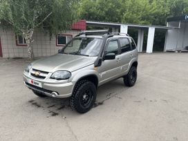 SUV   Chevrolet Niva 2011 , 680000 , 