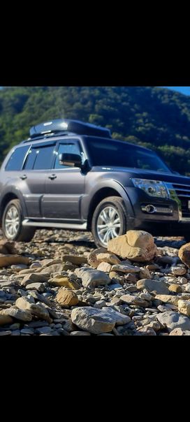 SUV   Mitsubishi Pajero 2015 , 3200000 , 