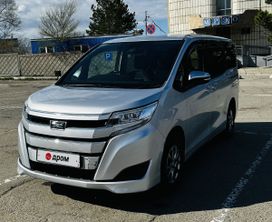    Toyota Noah 2018 , 2390000 , 