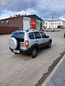 SUV   Chevrolet Niva 2010 , 400000 , 