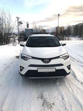 SUV   Toyota RAV4 2018 , 2650000 , 