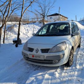    Renault Grand Scenic 2009 , 810000 , 
