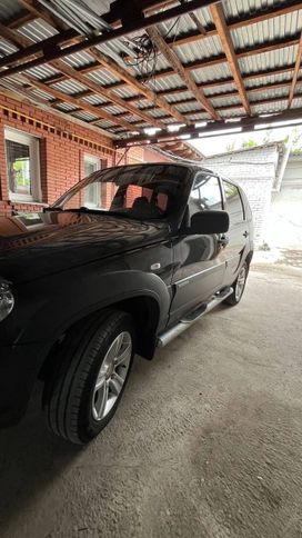 SUV   Chevrolet Niva 2013 , 530000 , 