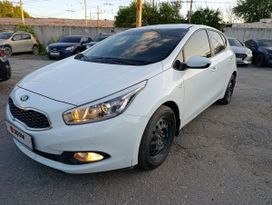  Kia Ceed 2013 , 889000 , 