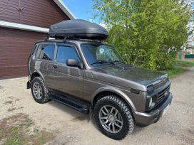  3   4x4  2015 , 750000 , 