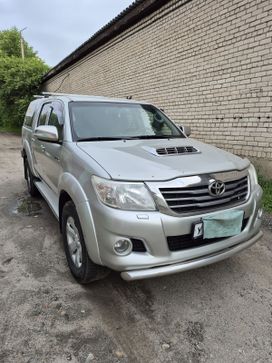  Toyota Hilux 2012 , 2500000 , 