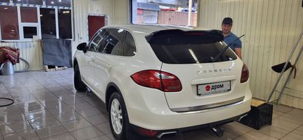SUV   Porsche Cayenne 2011 , 2840000 , 