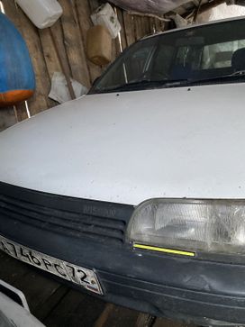  Nissan Avenir 1998 , 180000 , 
