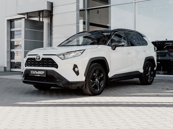 SUV   Toyota RAV4 2021 , 3480000 , 