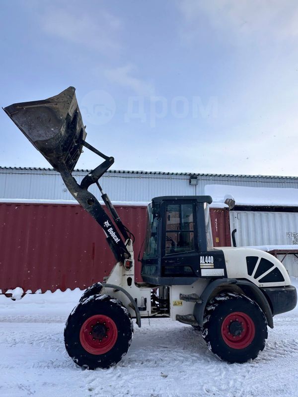   Bobcat AL440 2007 , 2900000 , 