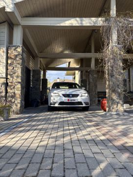  SEAT Leon 2013 , 700000 , 