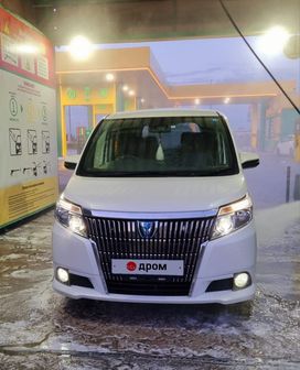    Toyota Esquire 2016 , 2000000 , 