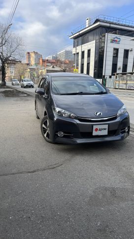    Toyota Wish 2013 , 1650000 , 