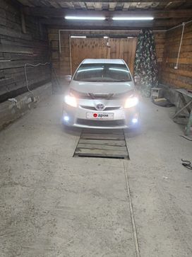  Toyota Prius 2011 , 1100000 , -