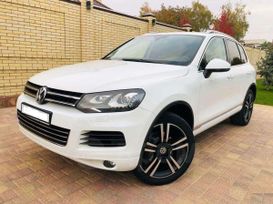 SUV   Volkswagen Touareg 2014 , 2100000 , 