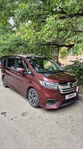    Honda Stepwgn 2019 , 2450000 , -